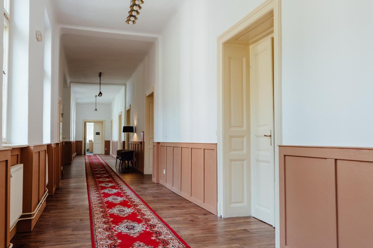 Black M - Penzion - Restauracia Banská Štiavnica Exteriér fotografie