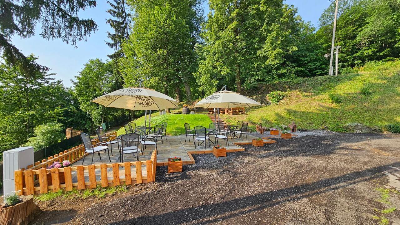 Black M - Penzion - Restauracia Banská Štiavnica Exteriér fotografie