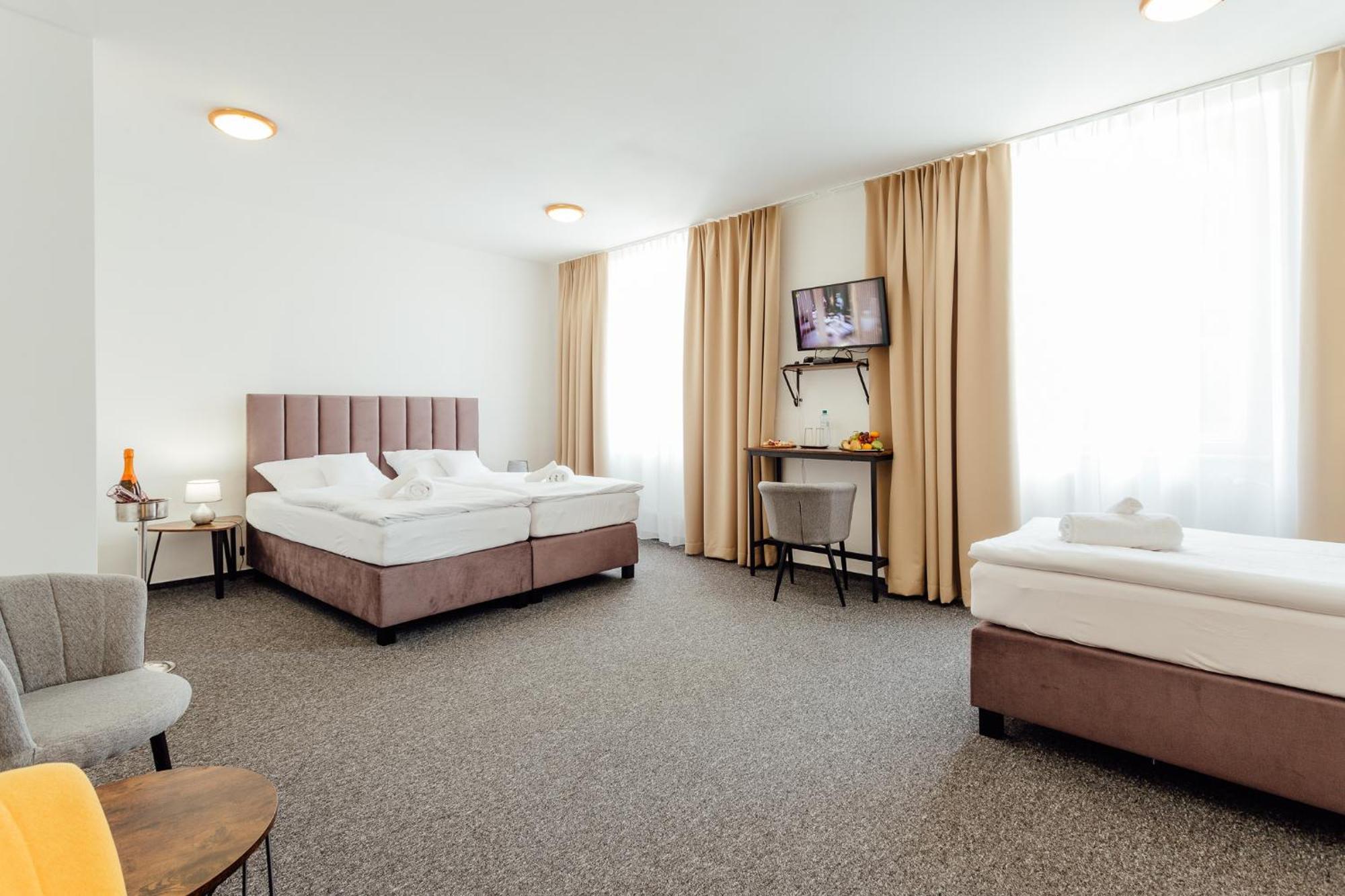 Black M - Penzion - Restauracia Banská Štiavnica Exteriér fotografie